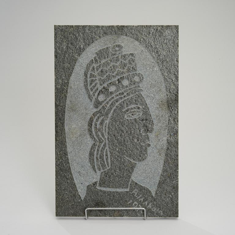 ALPO JAAKOLA, RELIEFI KIVILEVYLLE, signeerattu ja päivätty 1970.