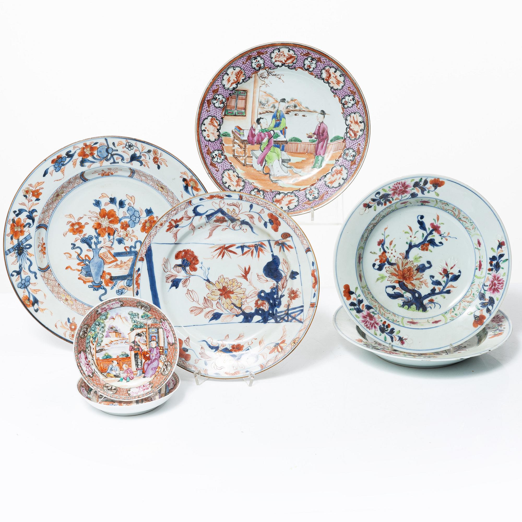 Seven pieces of porcelain plates and dishes, China, Qianlong (1736-95).
