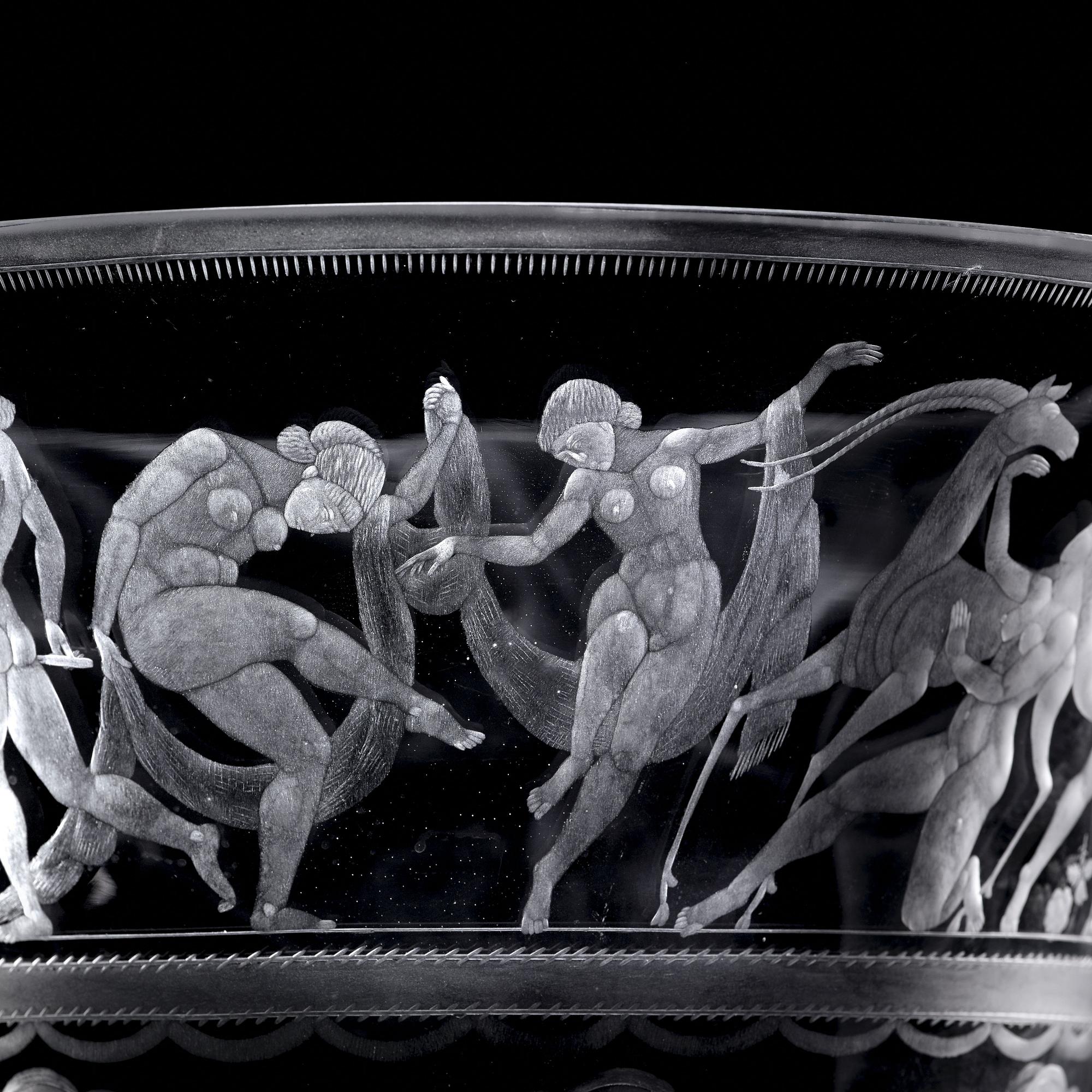 Simon Gate, an engraved glass bowl with plate, Orrefors, Sweden 1923, model 122.