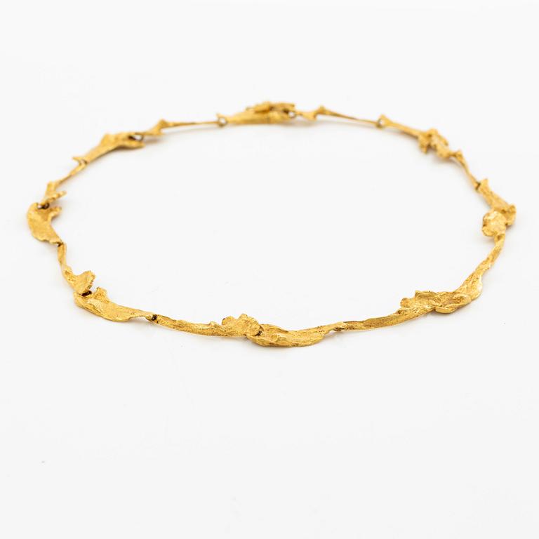 Björn Weckström, Necklace, 18K gold, "Mariehand", Lapponia.