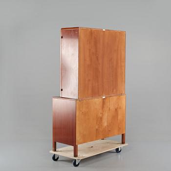 SKÅP, "589-029", David Rosén för Nordiska Kompaniets "FUTURA"-serie, Nyköping, 1950-tal, brickmärkt.