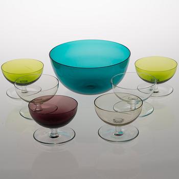 SAARA HOPEA, six glass dessert bowls, AND KAJ FRANCK, a glass bowl, Notsjö, 1950s/60s.