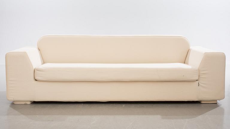 SOFFA, "Kennedy", design Anki Gneib för Interstop/Offecct. 2000-tal.