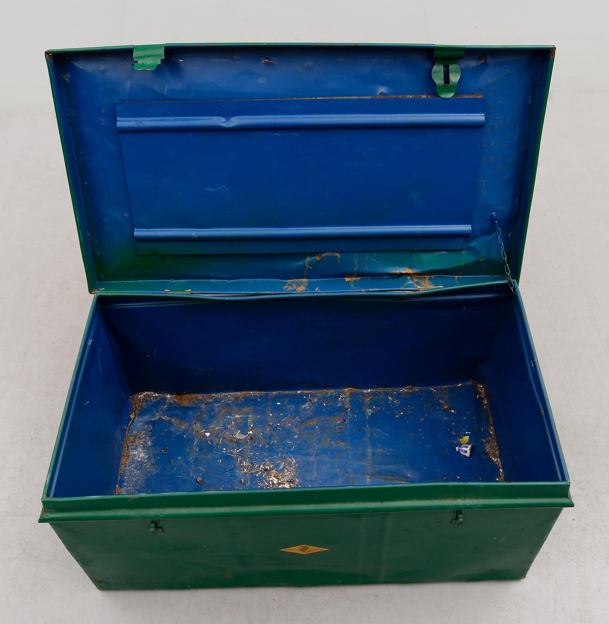 KOFFERT, Bryssel, 1900-talets mitt.
