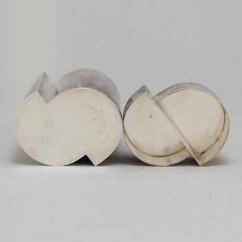 ATELIER BORGILA, a sterling silver jar with cover, Stockholm, 1971, 604 grams.