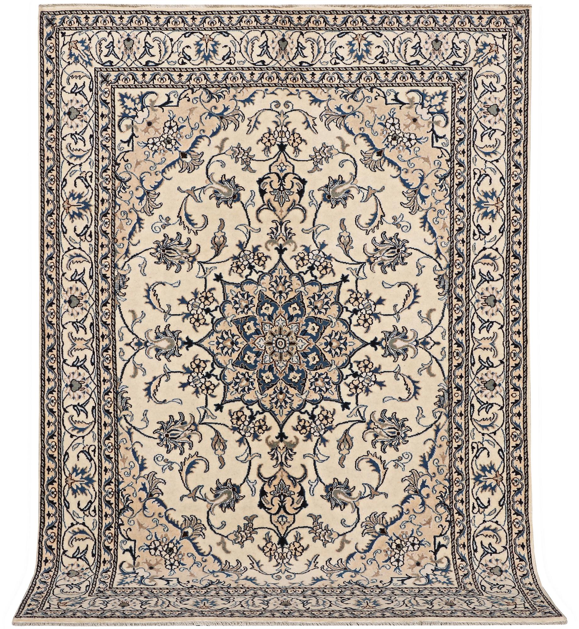 Matta, Nain, part silk, ca 237 x 167 cm.