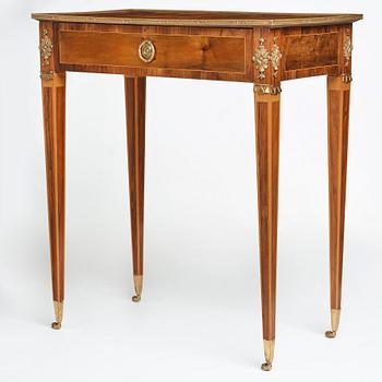 DAMARBETSBORD, i Anders Lundelius art (mästare i Stockholm 1778-1823), gustavianskt, 1700-talets slut.