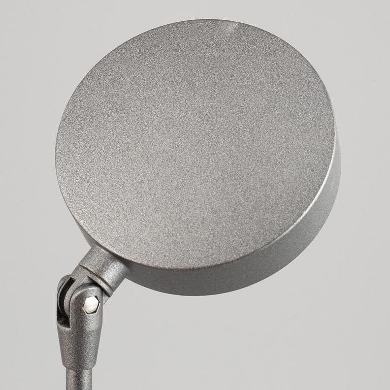 A 'Kaio Fluo' table lamp by Ernesto Gismondi for Artemide.