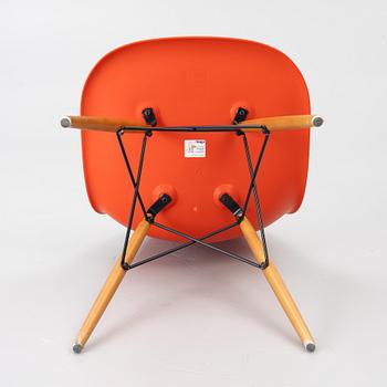 Charles & Ray Eames, Six “Plastic Chair DSW”, Vitra.