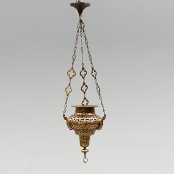 VOTIVLAMPA, mässing, stämplad IIS, sannolikt 1800-tal. Höjd ca 95 cm.