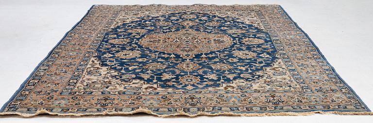 Carpet, approx. 355 x 240 cm.
