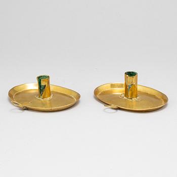 LJUSSTAKAR, ett par, mässing, 1700-tal.