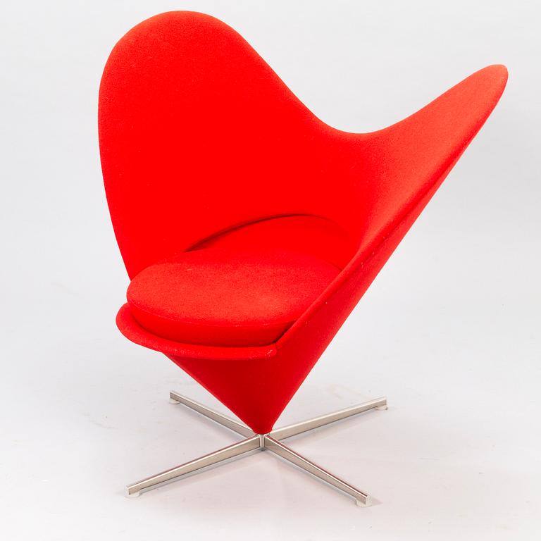 VERNER PANTON. "Heartshaped Cone chair". Vitra. 21th century.