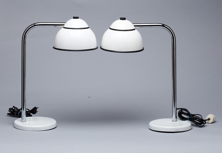 BORDSLAMPOR, ett par. Industridesign. 1900-tal.