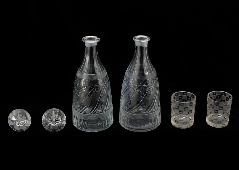 KARAFFER OCH GLAS, 2+2 st, 1800-talets första hälft.