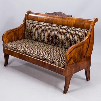 SOFA, Biedermeier first half of the 19th century.