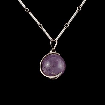 COLLIER, silver med kulformad ametist. Vikt 19 g.