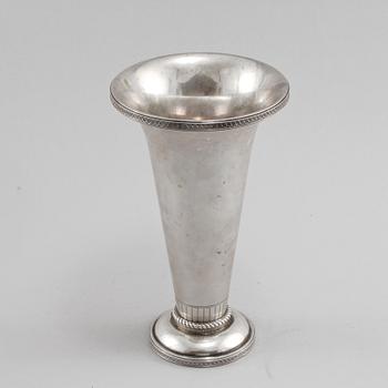 VAS, silver, utländska stämplar, 1900-tal, vikt 545 gram.
