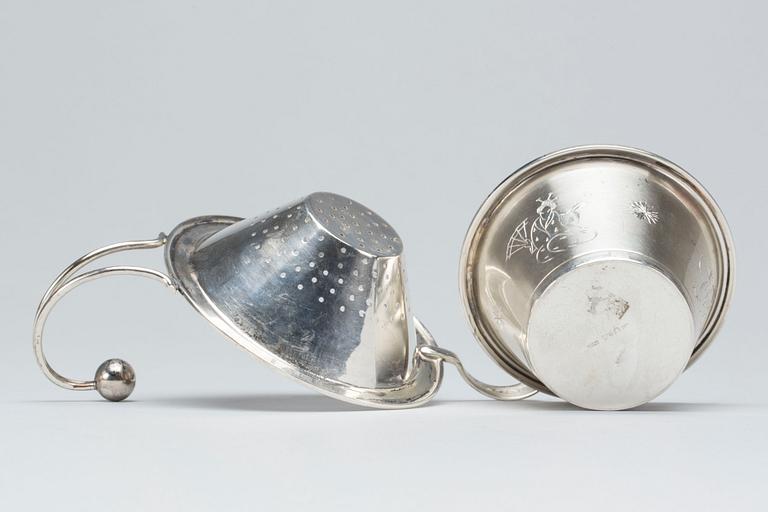 TESIL, silver CG Hallberg, Stockholm 1934, vikt 90 g.