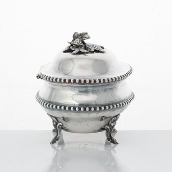 A Swedish Rococo silver sugar casket, mark of Anders Schotte, Uddevalla 1787.