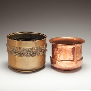 YTTERFODER, 2 st, mässing resp koppar, 1900-tal.