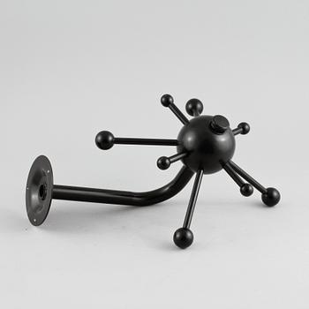 KLÄDHÄNGARE, "Sputnik", Osvaldo Borsani, Techno alternativt "Mina", IKEA, 1900-talets andra hälft.