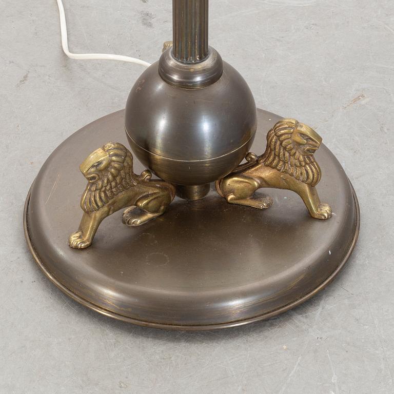 GOLVLAMPA, 1930-tal.