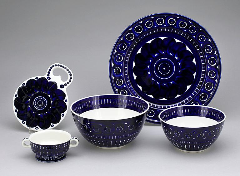 SERVIS, 52 delar, porslin, "Valencia", Ulla Procopé, Finland, 1970-tal.