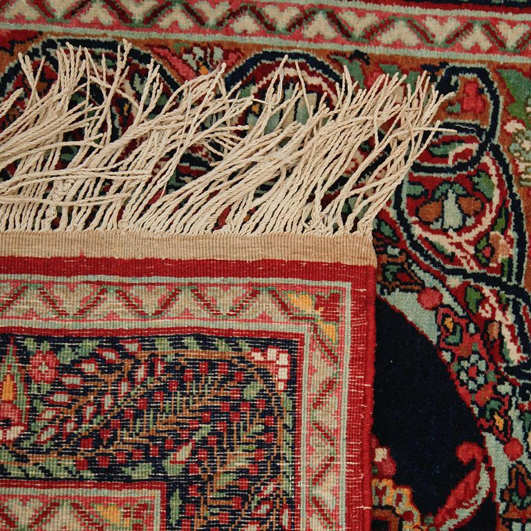 MATTA, möjligen Keshan, old, 93 x 69 cm.