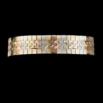 ARMBAND, 18K guld, flerfärgat guld. Vikt ca 35 gram.