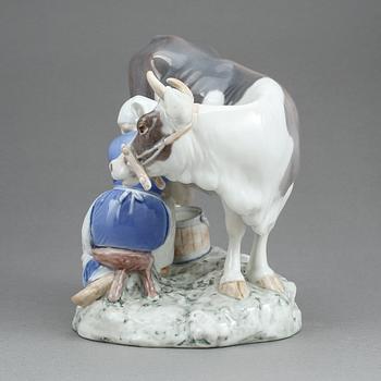 FIGURIN, porslin, Axel Locher, Bing & Grøndahl.