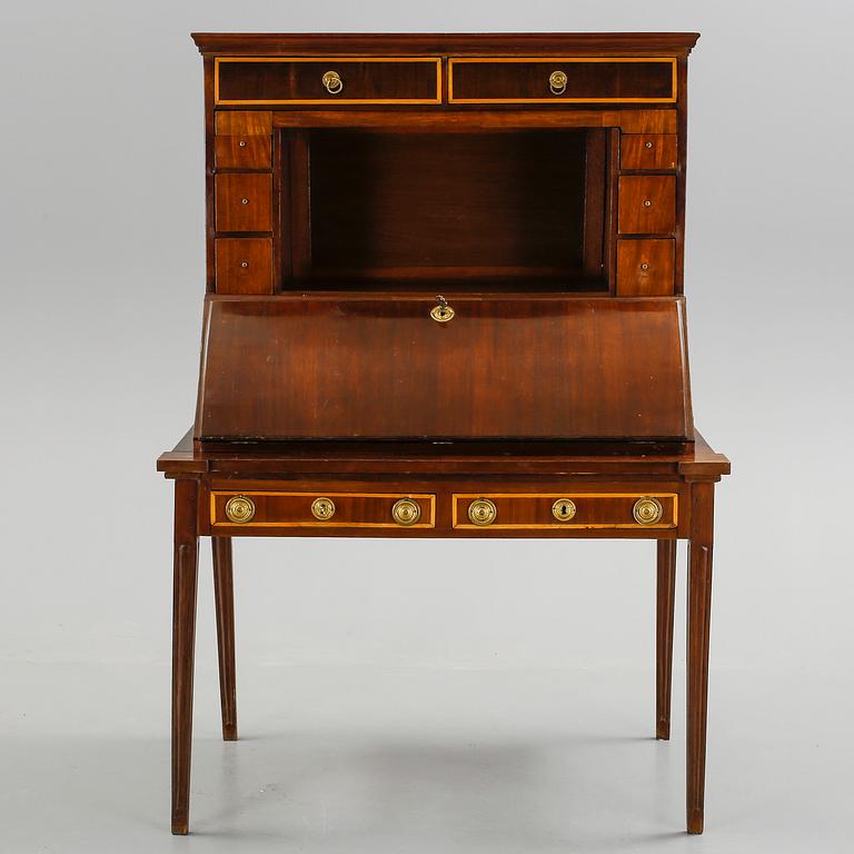 SKRIVBORD, sengustaviansk, 1800-talets början.