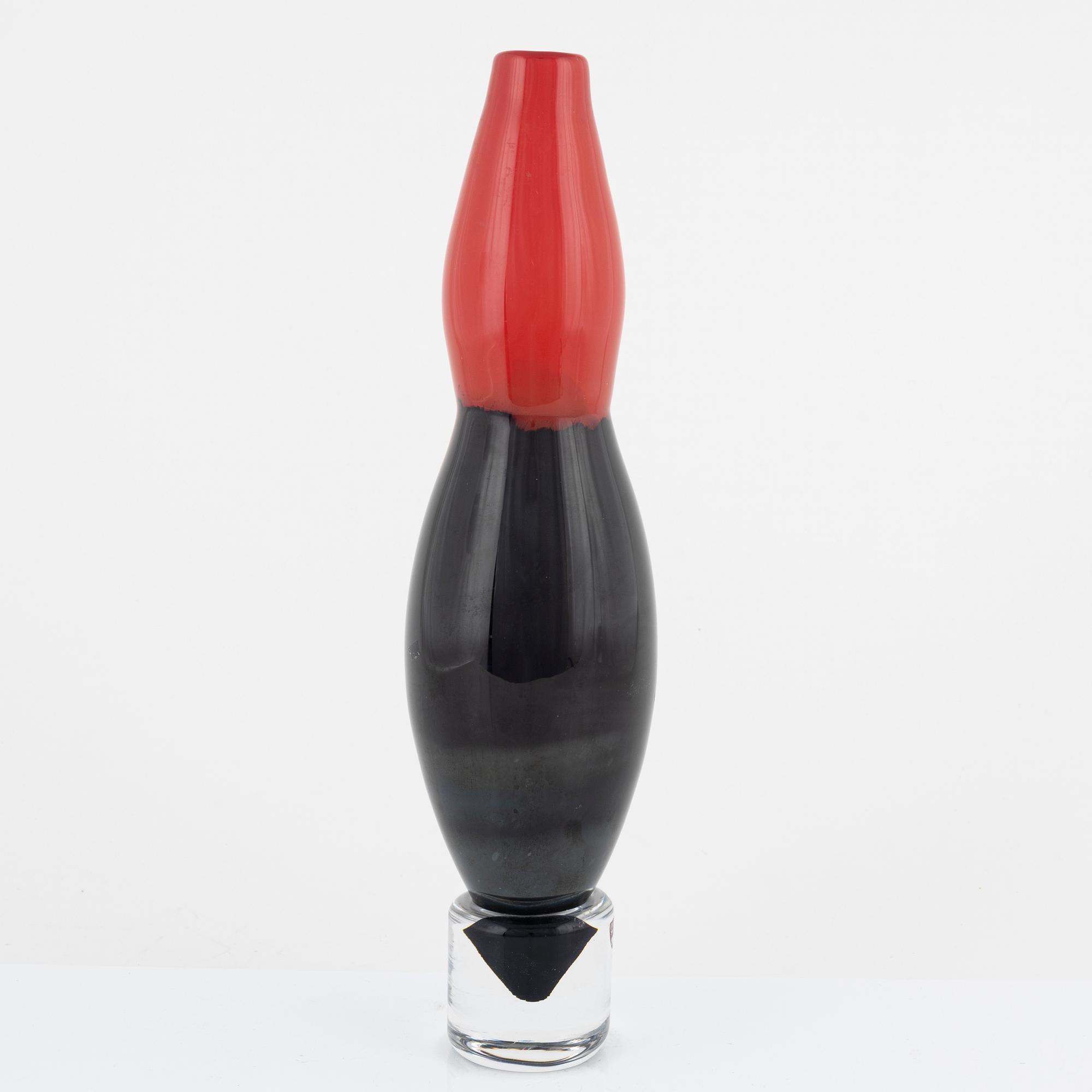Matz Borgström, a vase, Orrefors, 1987.