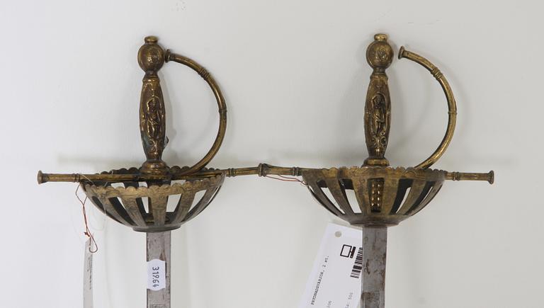 PRYDNADSVÄRJOR, 2 st.