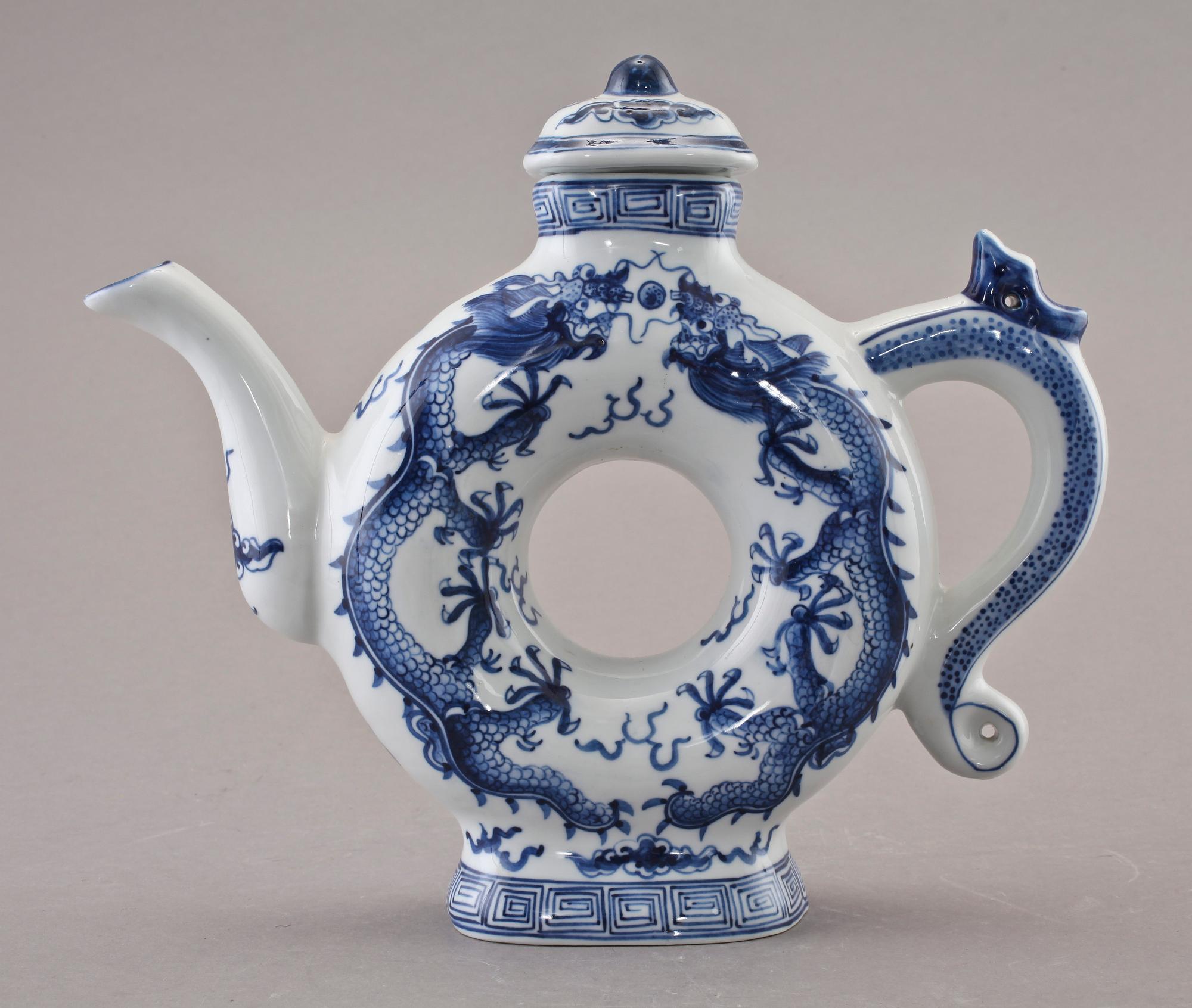 KANNA, porslin, Kina, 1900-tal.