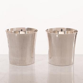Eric Löfman, A set of twelve silver beakers, KG Markström, Uppsala 1975.