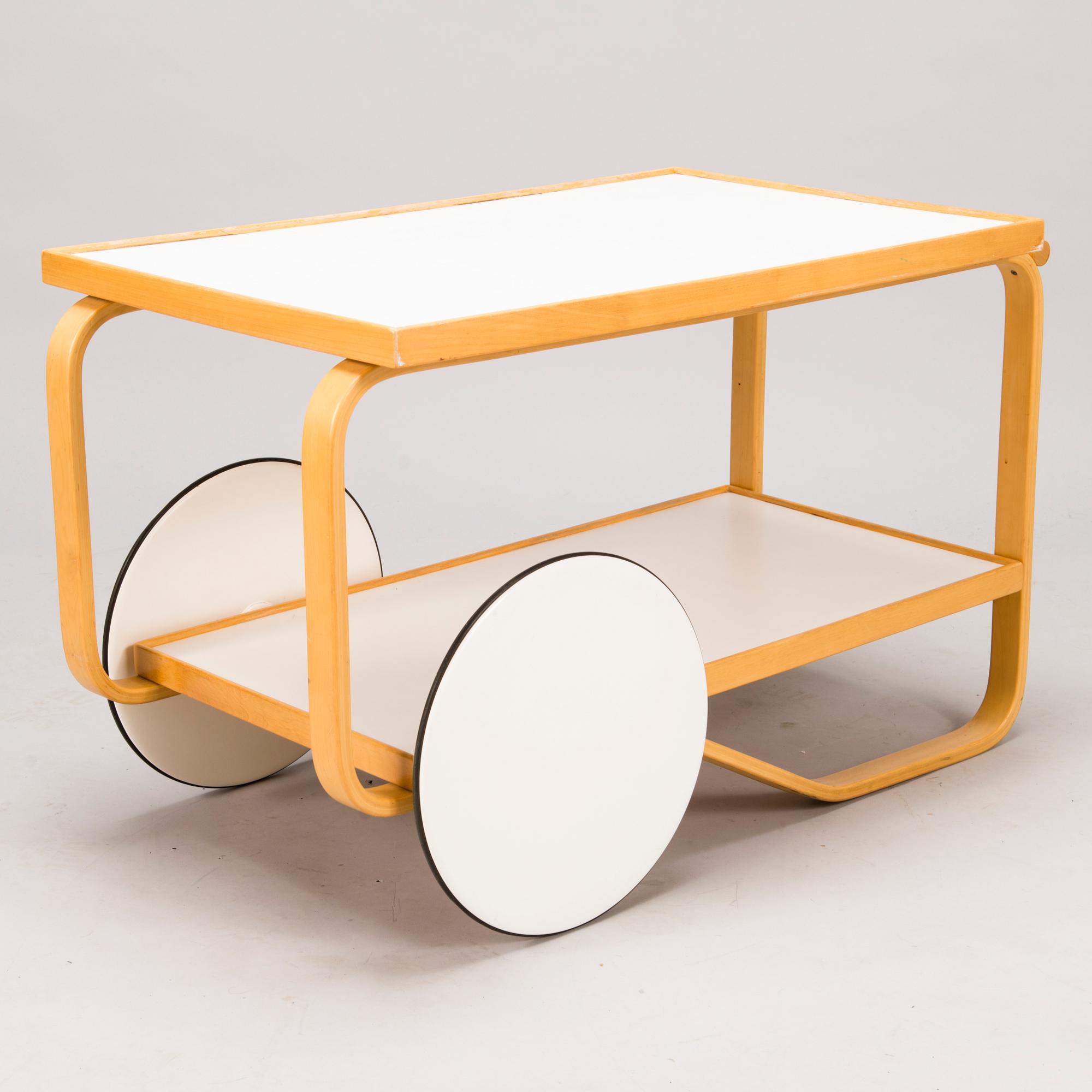 ALVAR AALTO, A mid-20th century tea trolley model 98 for Artek.