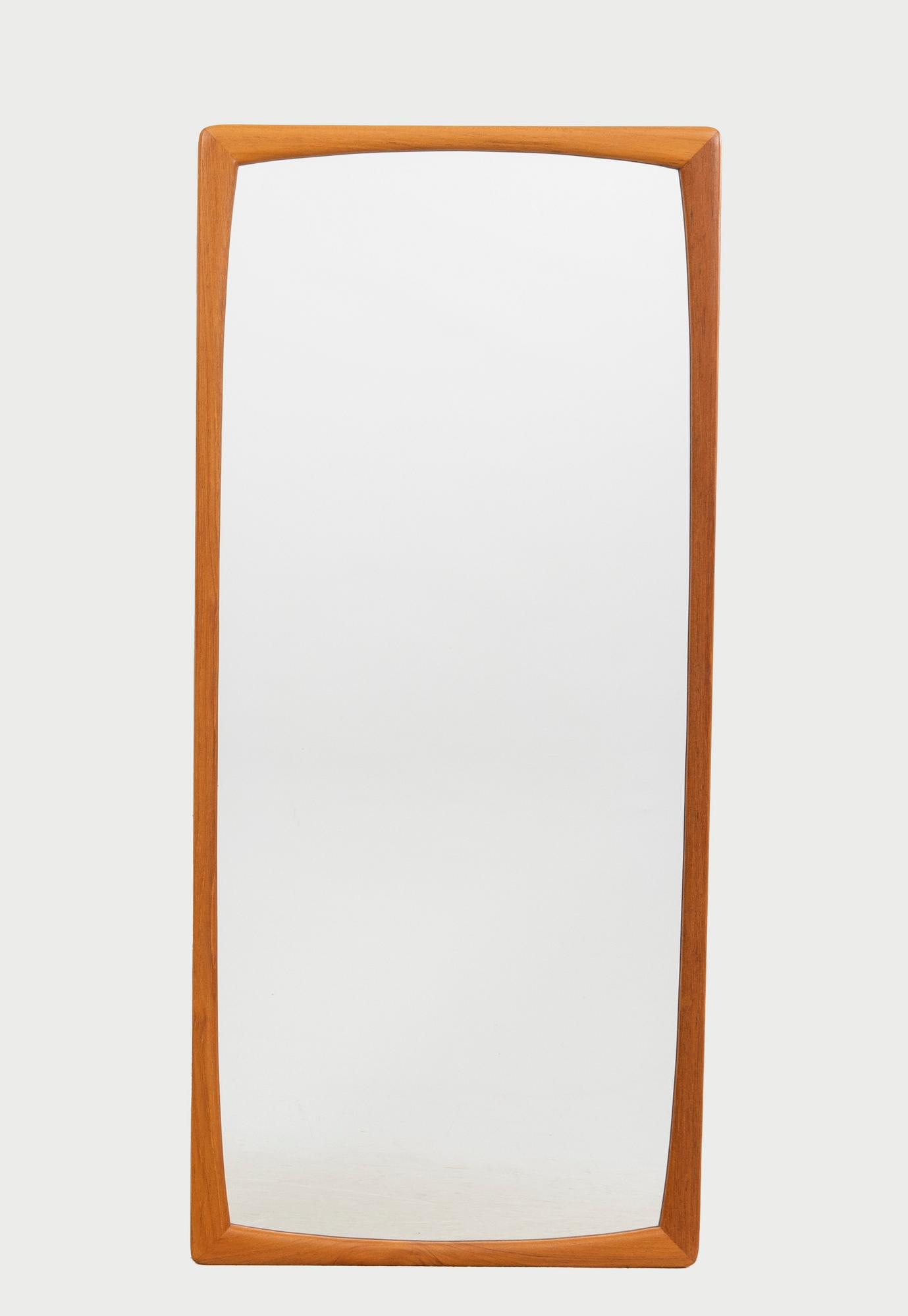 Spegel, modell "Sylvia", Fröseke AB Nybrofabriken.