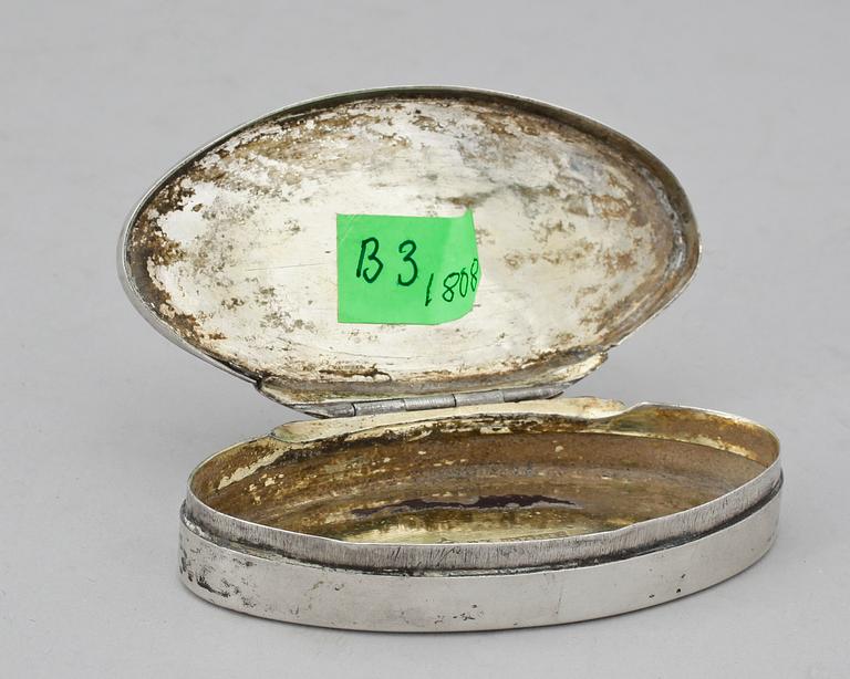 SNUSDOSA, silver, Anders Ulfsberg Nyköping 1808. Vikt ca 59 gram.