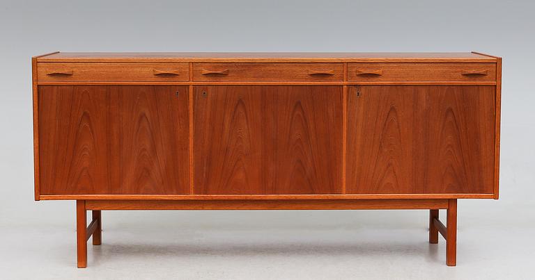 SIDEBOARD, 1900-talets andra hälft.