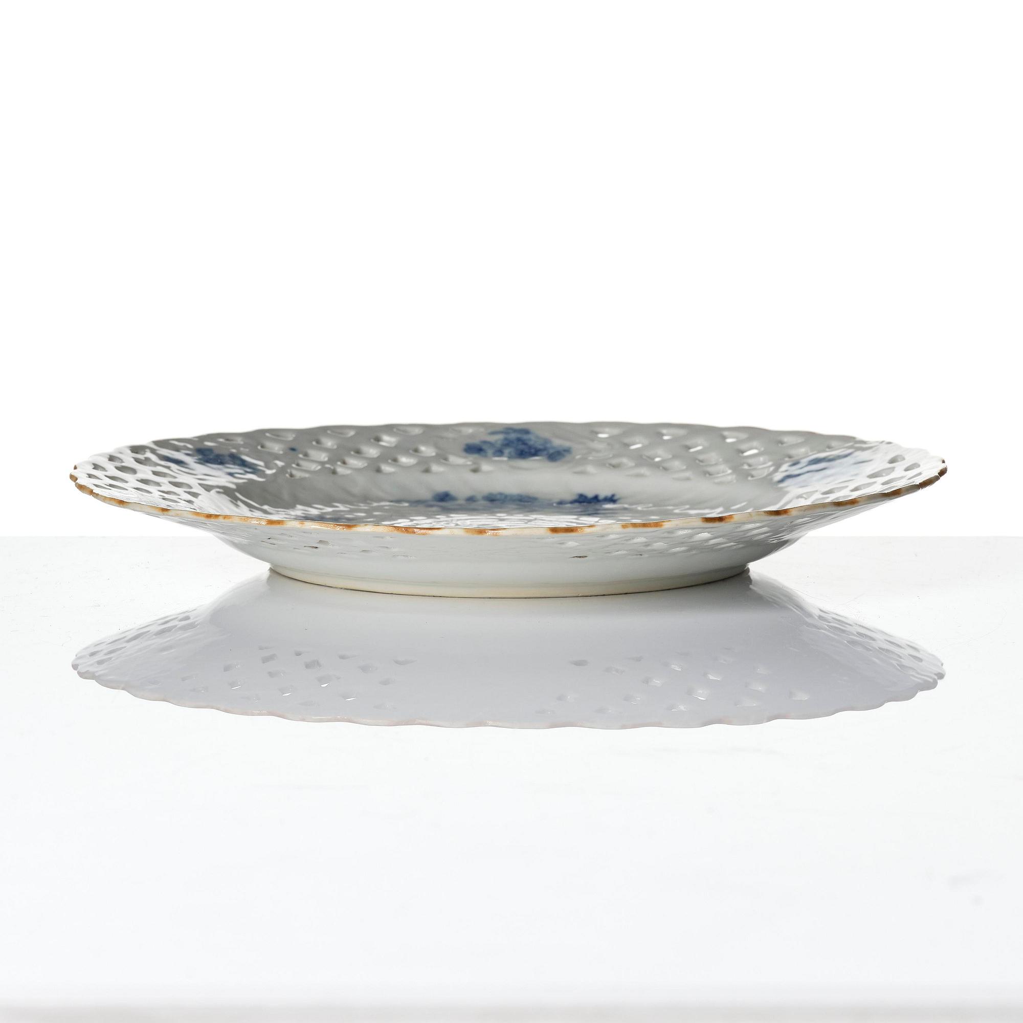 A set of 11 blue and white dessert plates, Qing dynasty, Qianlong (1736-95).