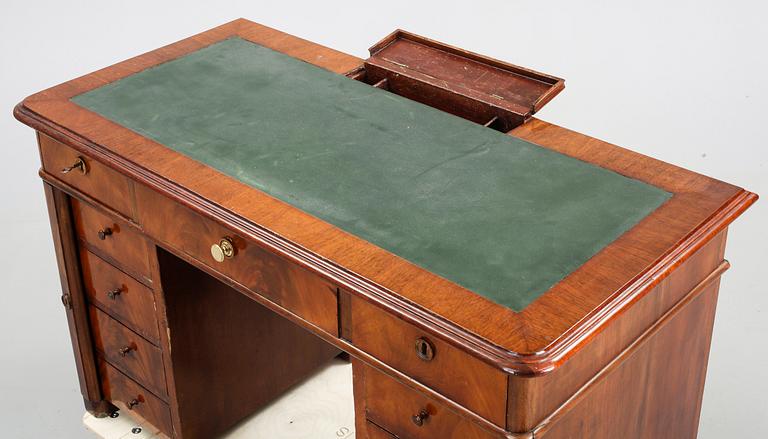 SKRIVBORD, 1800-tal.