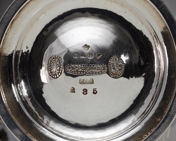 A pair of Georg Jensen 830/1000 silver bowls, Copenhagen 1917-21.