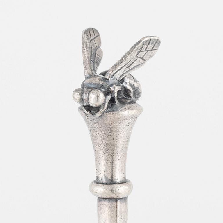 W.A Bolin, honungssked, silver, design Barbro Littmarck, Stockholm, 1965.
