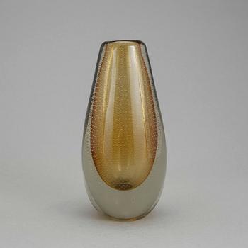 VAS, glas, Gunnel Nyman, Notsjö, Finland, kring 1900-talets mitt.