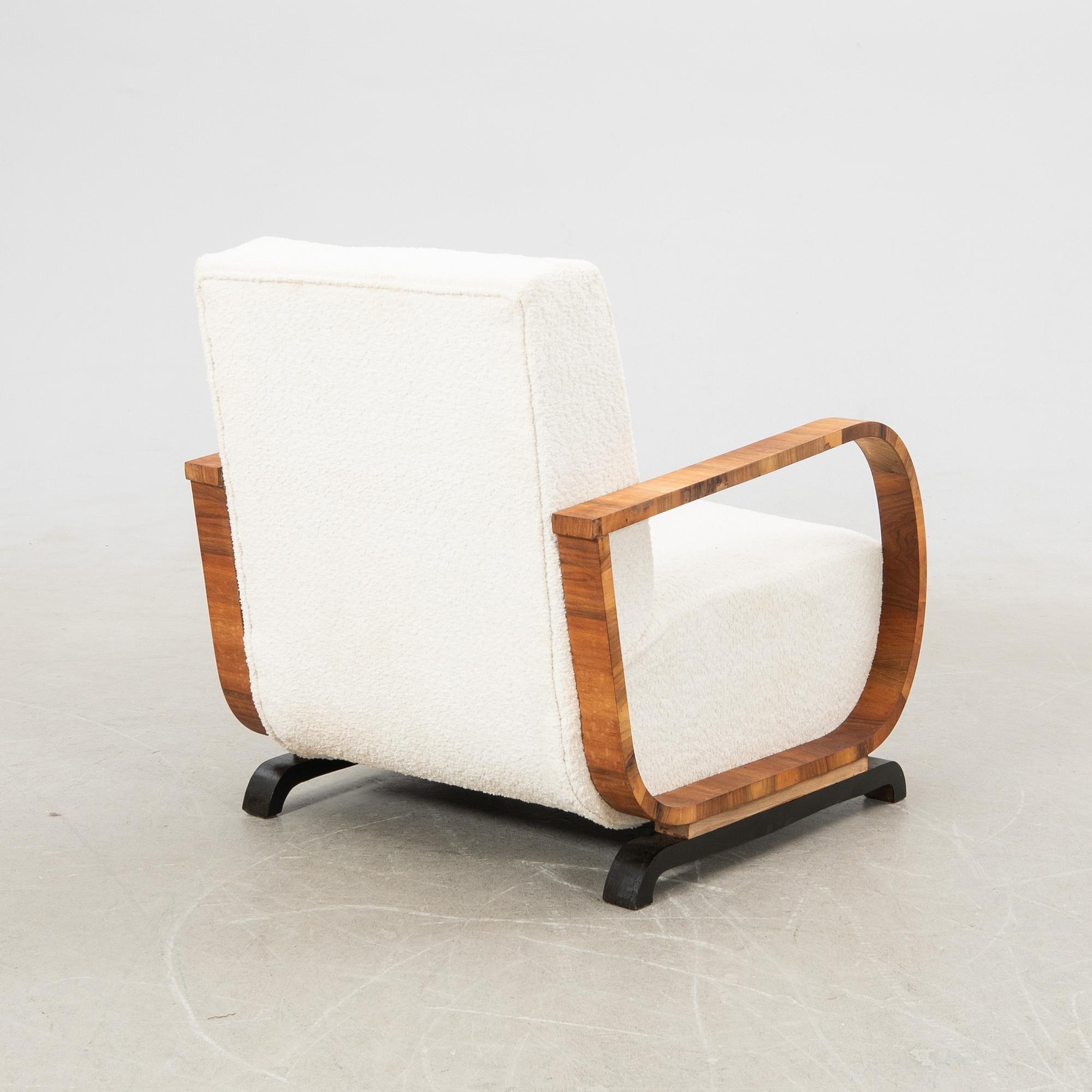 Armchair Art Deco, first half of the 20th century.