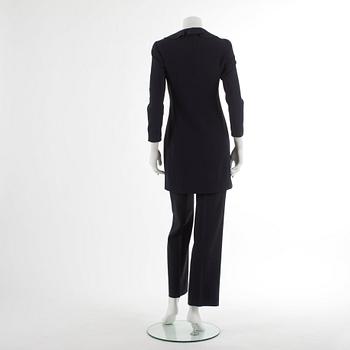 MOSCHINO, a two-piece suit consisting of jacket and pants.