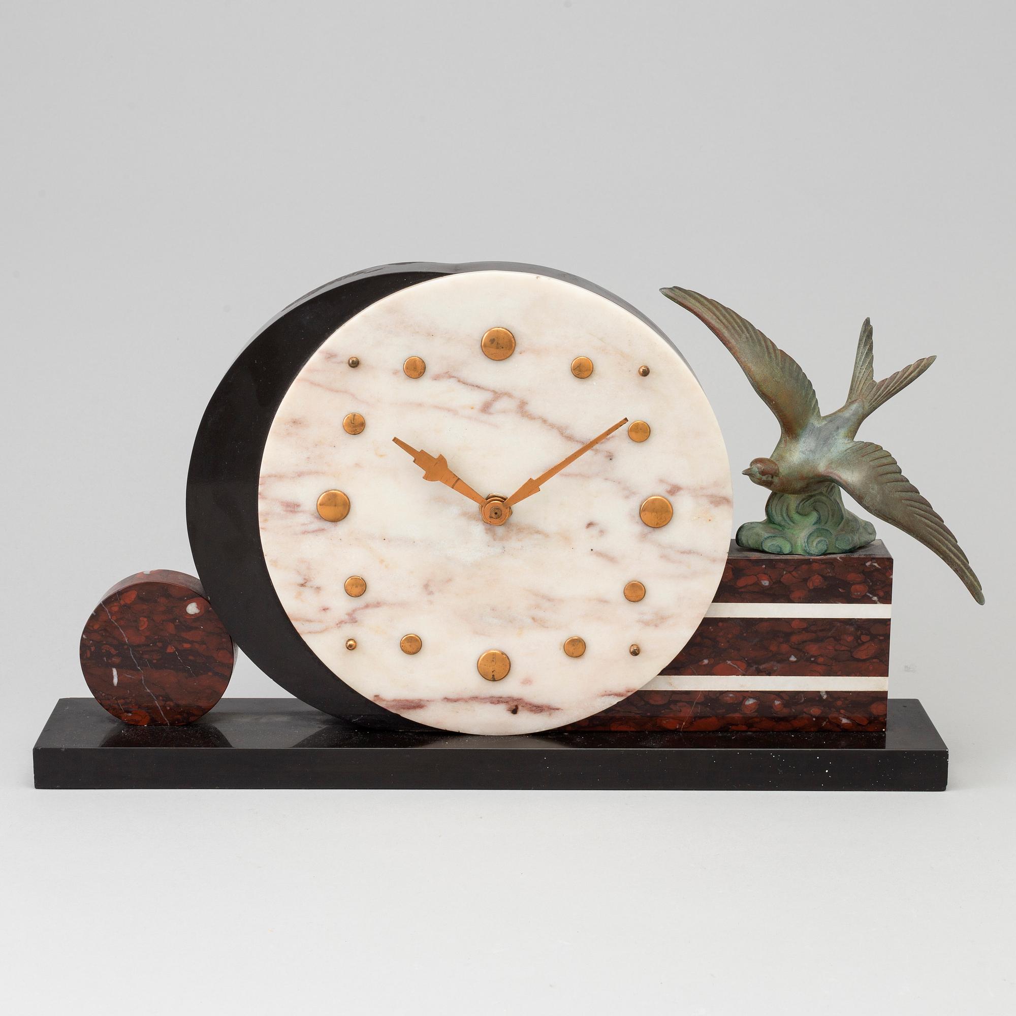 An art decó table watch, 1930s.