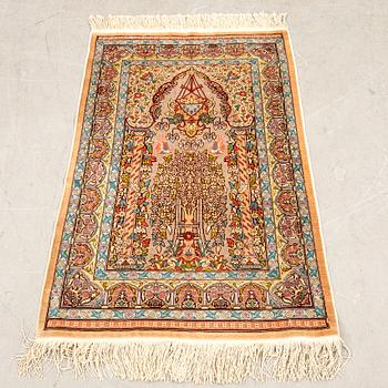 Hereke silk rug with metal thread, semi-antique, approximately 96x62 cm.