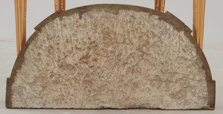 KONSOLBORD. Gustavianskt stockholmsarbete, 1700-talets slut.